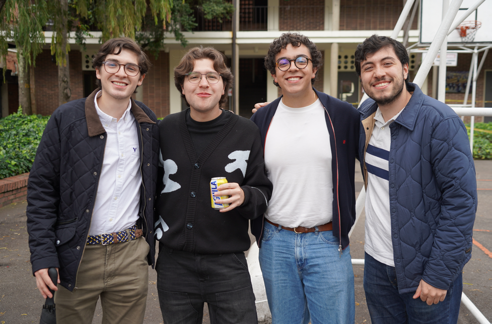 Almuerzo de Promociones I Semestre: Un Reencuentro de Amigos